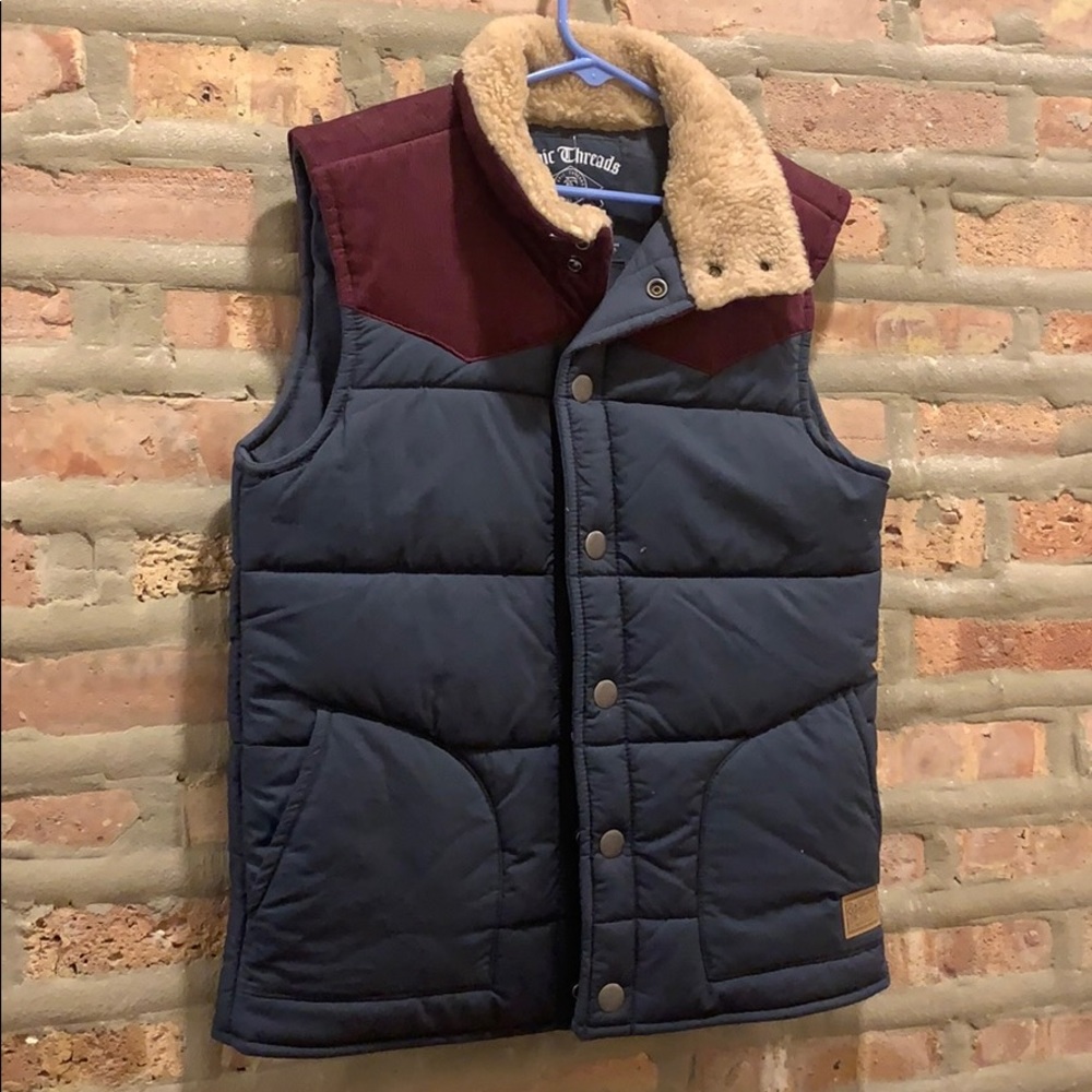 Boys Vest - Mixed Media Size SMALL. NWT